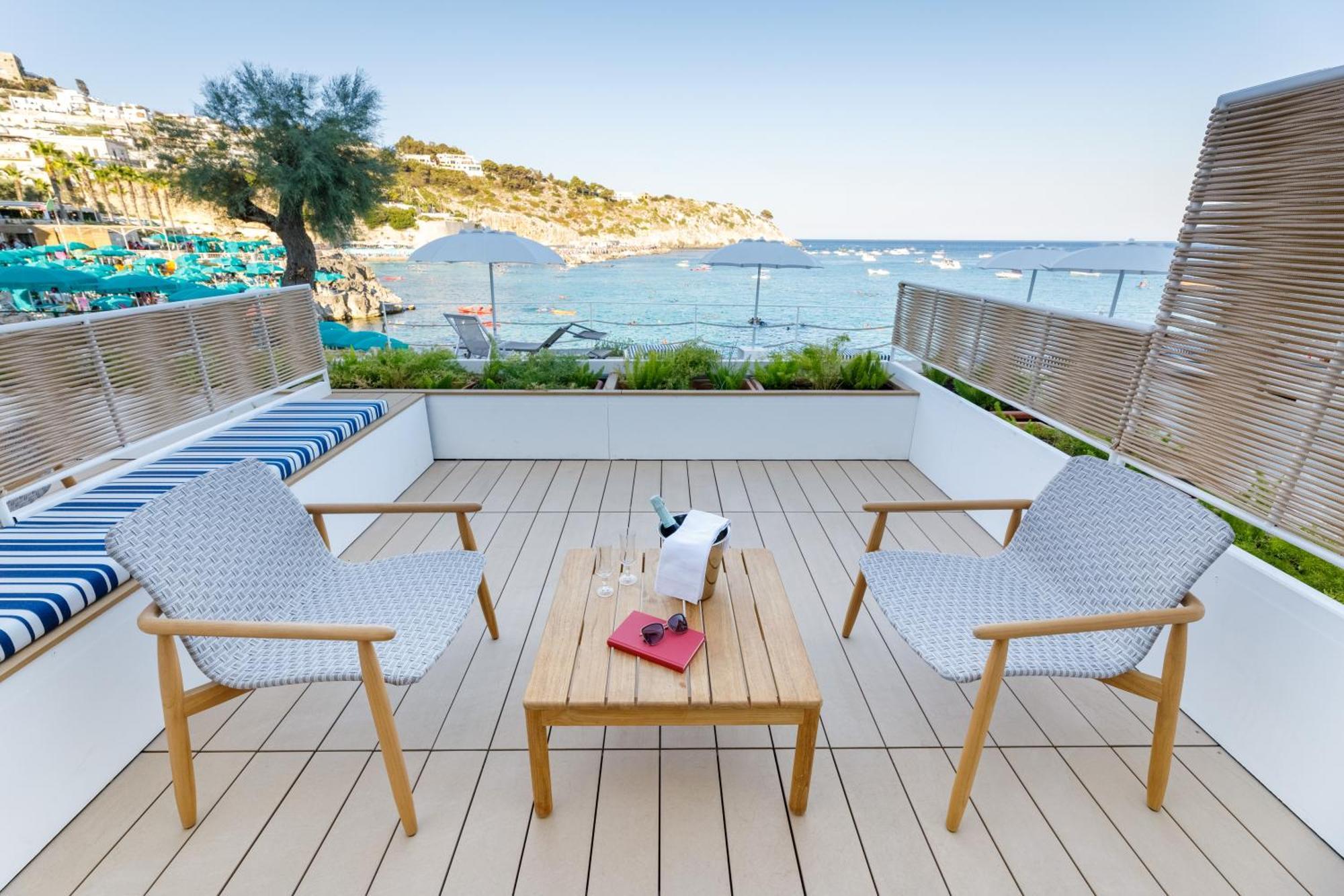La Roccia Hotel 3*